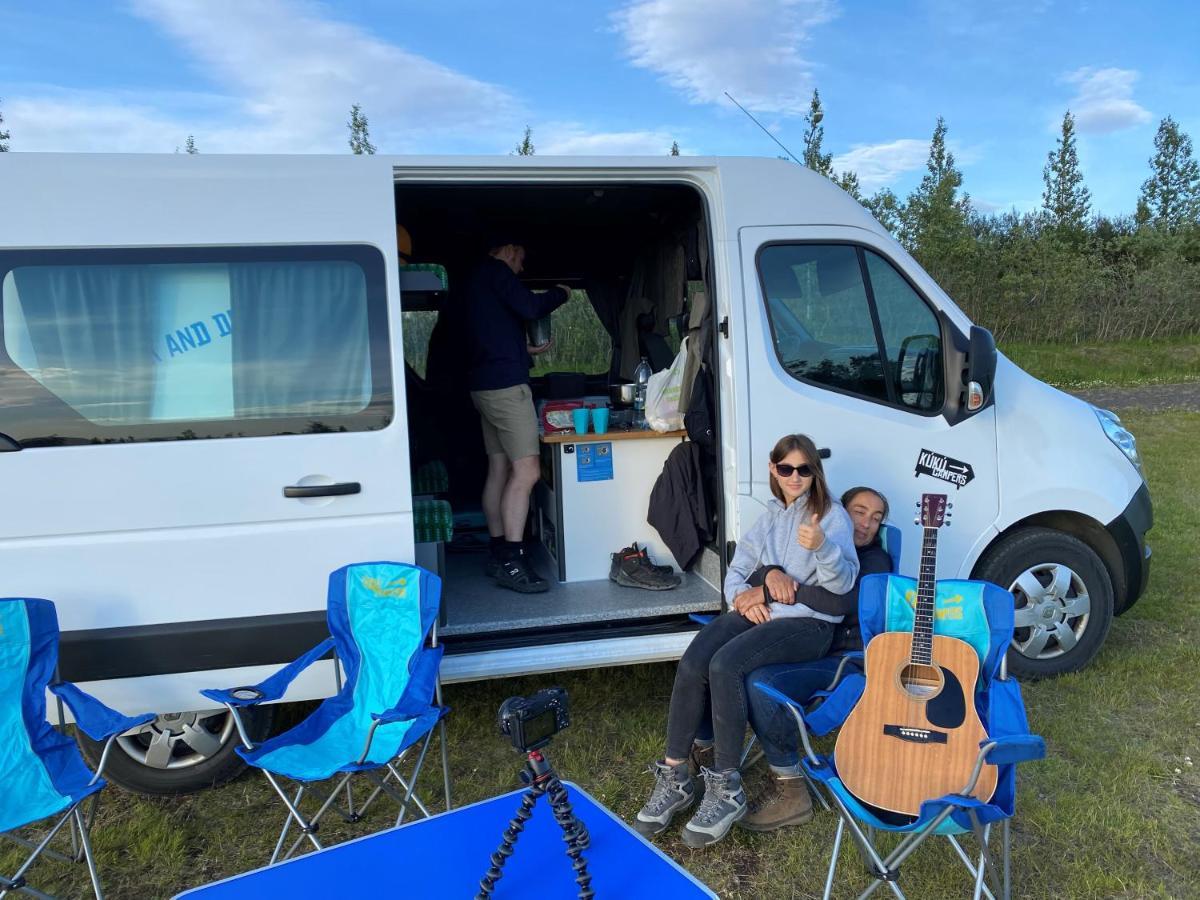 Kuku Campers - Campervans Кеплавік Екстер'єр фото